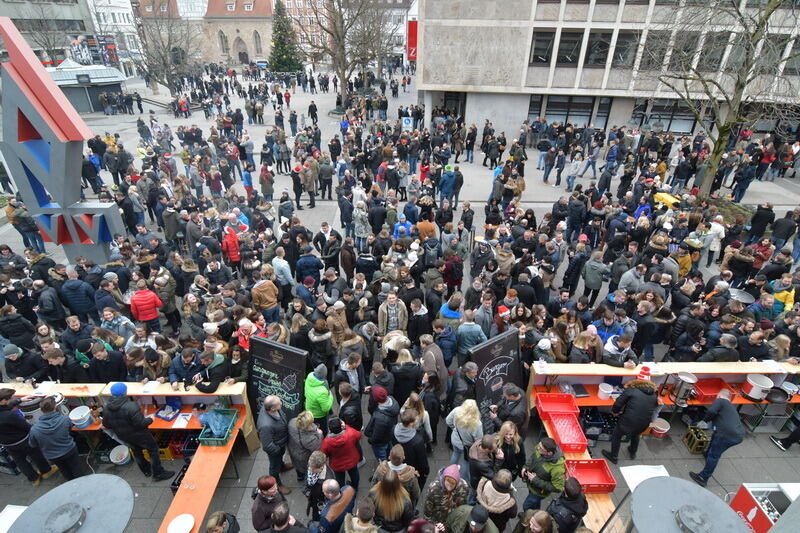 Feucht fröhlicher Heiliger Morgen in Reutlingen