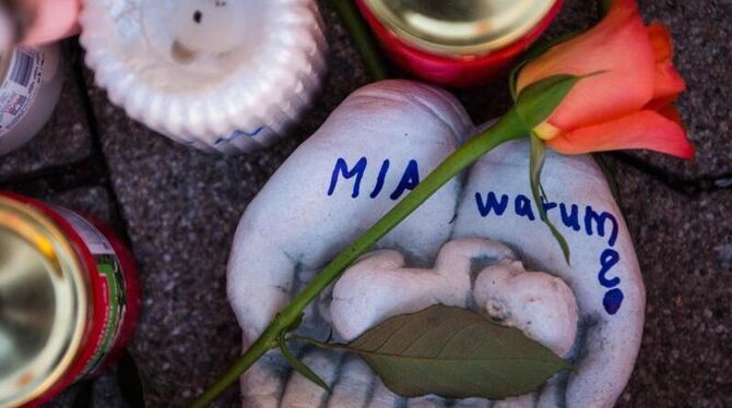 Trauer in Kandel. Foto: Andreas Arnold