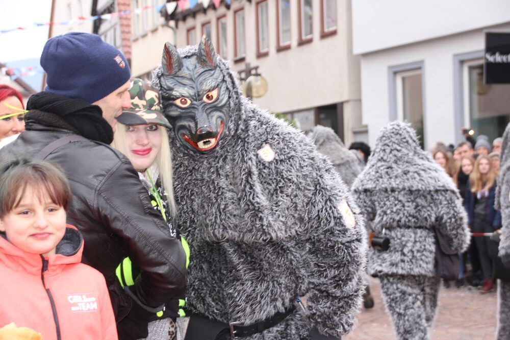 Narrenumzug der Uschlaberghexa in Pfullingen 2018