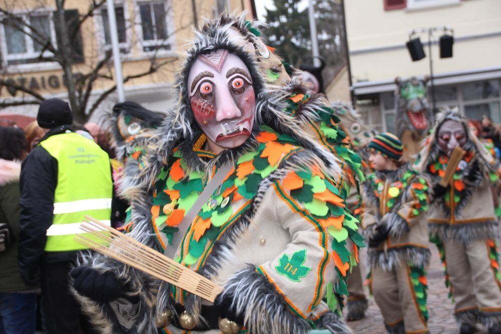 Narrenumzug der Uschlaberghexa in Pfullingen 2018