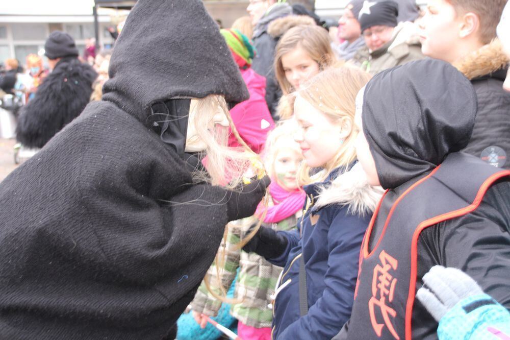 Narrenumzug der Uschlaberghexa in Pfullingen 2018