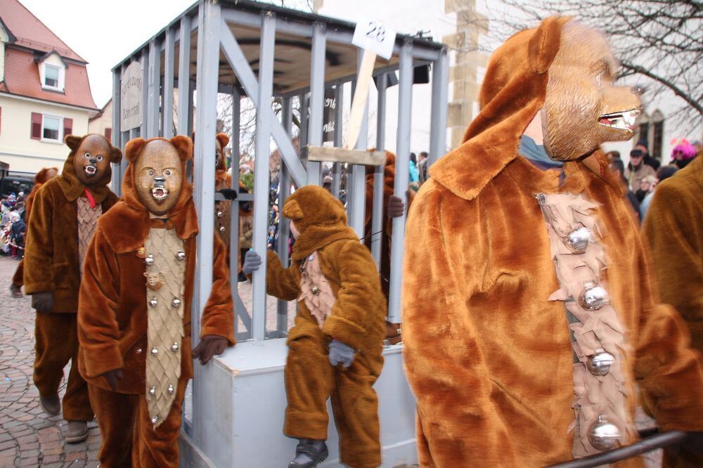 Narrenumzug der Uschlaberghexa in Pfullingen 2018