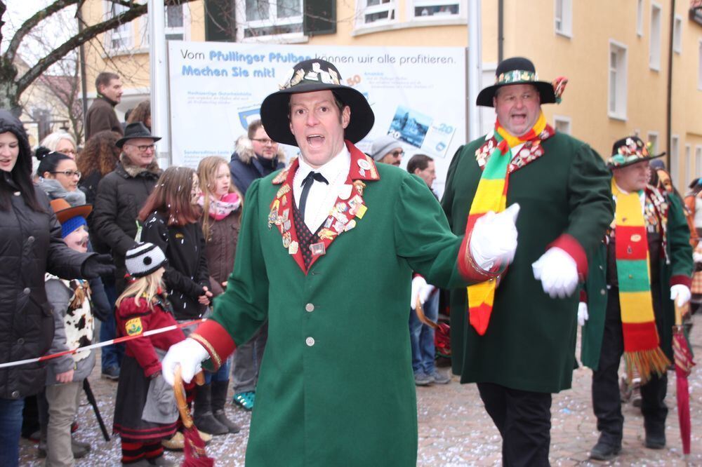 Narrenumzug der Uschlaberghexa in Pfullingen 2018