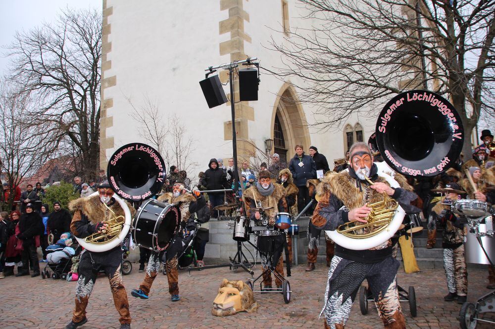 Narrenumzug der Uschlaberghexa in Pfullingen 2018