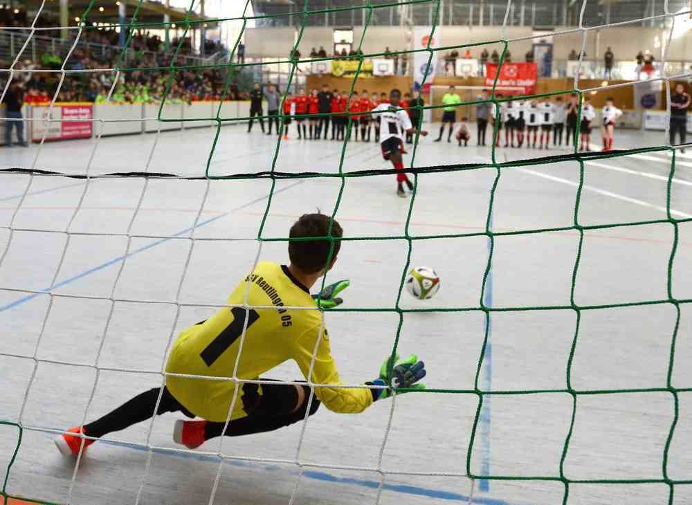 Fussballturnier-storlachhalle_27