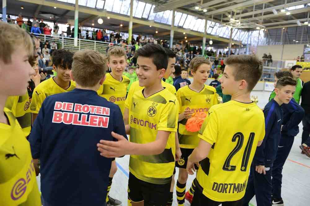 Internationales U12 Fußballturnier in der Storlachhalle