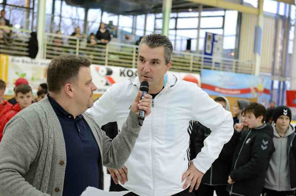 Internationales U12 Fußballturnier in der Storlachhalle
