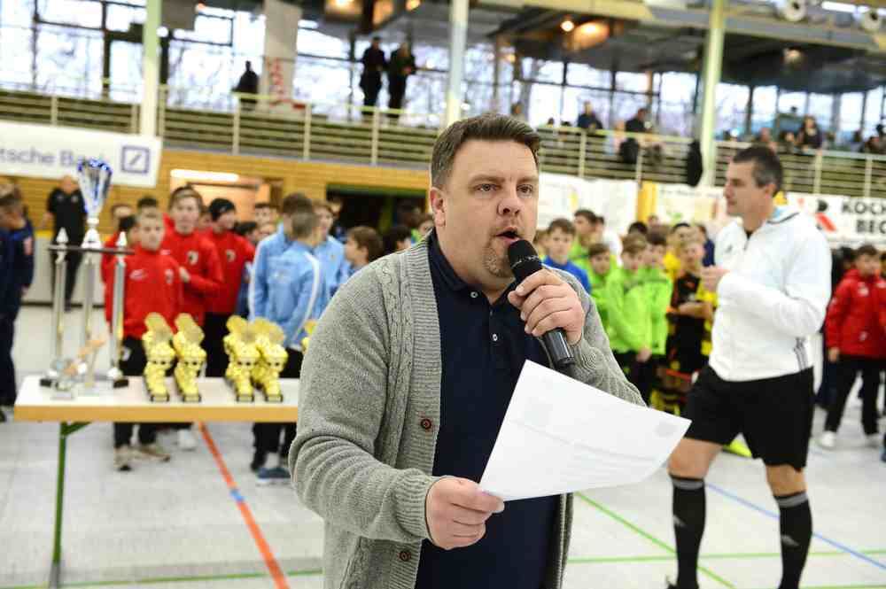 Internationales U12 Fußballturnier in der Storlachhalle