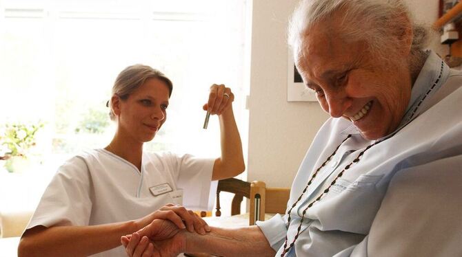 Auch in Grafenberg wird die Zahl der Pflegedürftigen steigen. FOTO: PR