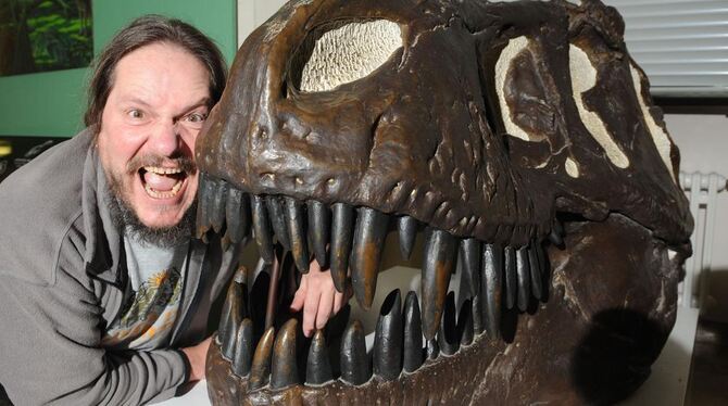 Den Karlsruher Forscher Eberhard Frey fasziniert die Biomechanik der Flugsaurier.