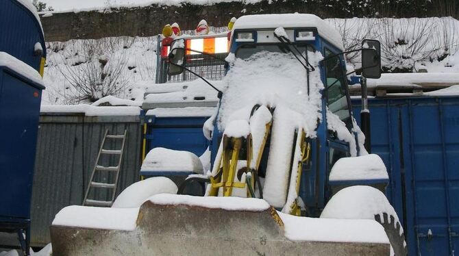 Verkrümelt sich der Schnee, klotzen die Baumaschinen rund um die Honauer Kirche wieder ran. Der zweite Abschnitt der Ortskernsan
