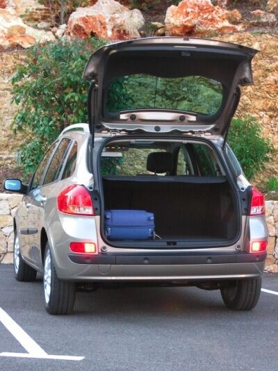 zen_renault_clio_grandtour_6 (jpg)