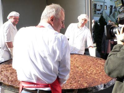 Riesenfrikadelle13 (jpg)