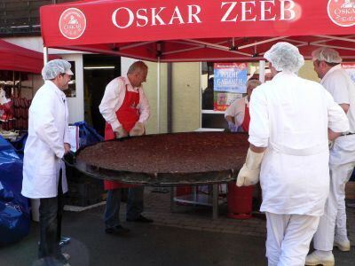 Riesenfrikadelle14 (jpg)