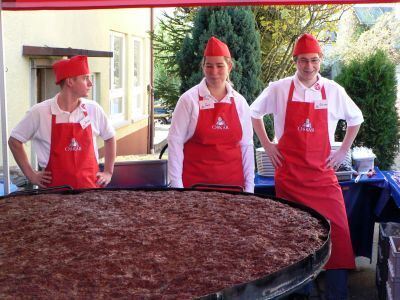 Riesenfrikadelle16 (jpg)