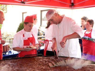 Riesenfrikadelle18 (jpg)