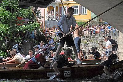 stocherkahnrennen_tuebingen_2007_9 (jpg)