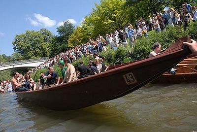 stocherkahnrennen_tuebingen_2007_16 (jpg)