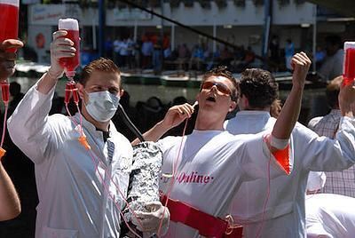 stocherkahnrennen_tuebingen_2007_22 (jpg)