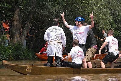stocherkahnrennen_tuebingen_2007_35 (jpg)