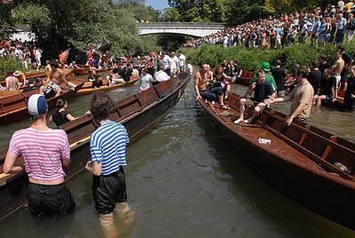 stocherkahnrennen_tuebingen_2007_36 (jpg)