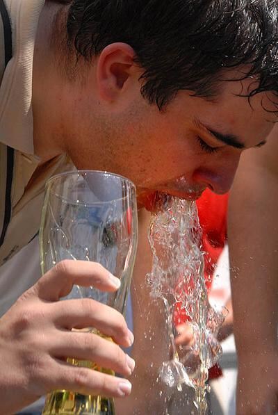 stocherkahnrennen_tuebingen_2007_38 (jpg)