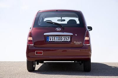 daihatsu_trevis_2007_2 (jpg)