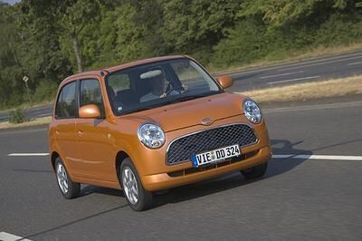 daihatsu_trevis_2007_6 (jpg)