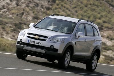 chevrolet_captiva_2007_8 (jpg)