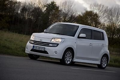 daihatsu_materia_2007_6 (jpg)