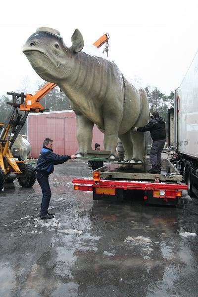 erben_der_dinos_transport_22 (jpg)