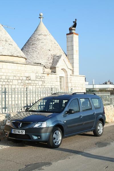 dacia_logan_mcv_2007_1 (JPG)