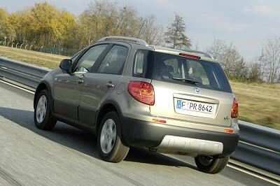 fiat_sedici_2006_5 (jpg)