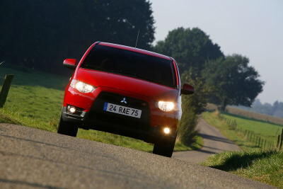 mitsubishi_colt_2008_11 (jpg)