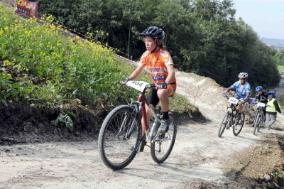 jump_juniors_cup_bikepark_2008_51 (jpg)