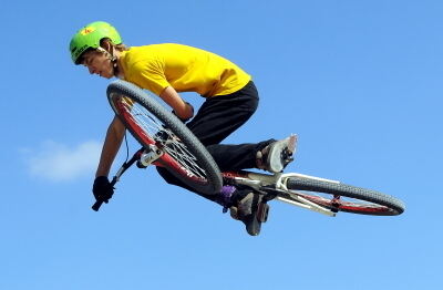 jump_juniors_cup_bikepark_2008_11 (jpg)