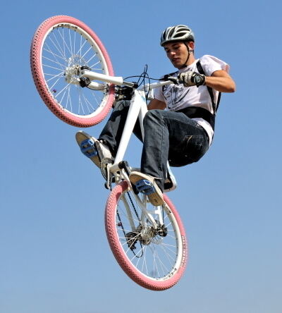 jump_juniors_cup_bikepark_2008_15 (jpg)