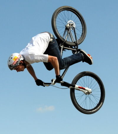 jump_juniors_cup_bikepark_2008_20 (jpg)
