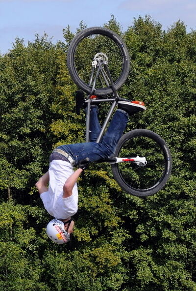 jump_juniors_cup_bikepark_2008_26 (jpg)