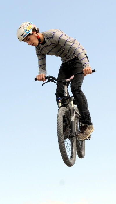 jump_juniors_cup_bikepark_2008_7 (jpg)