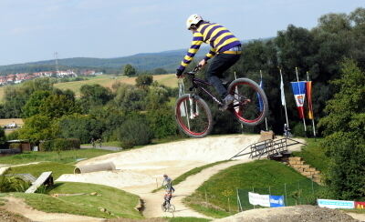 jump_juniors_cup_bikepark_2008_22 (jpg)
