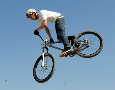 jump_juniors_cup_bikepark_2008_10 (jpg)