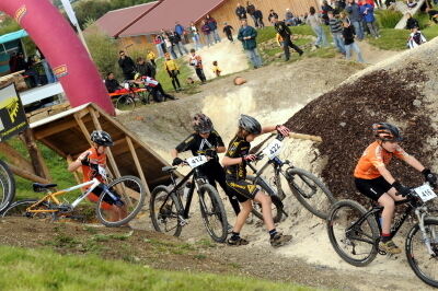 jump_juniors_cup_bikepark_2008_48 (jpg)