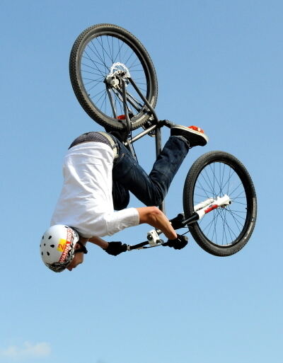 jump_juniors_cup_bikepark_2008_19 (jpg)