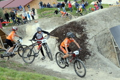 jump_juniors_cup_bikepark_2008_46 (jpg)