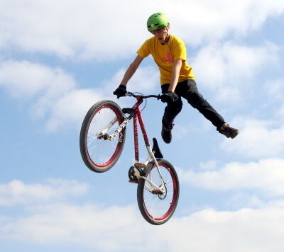 jump_juniors_cup_bikepark_2008_2 (jpg)