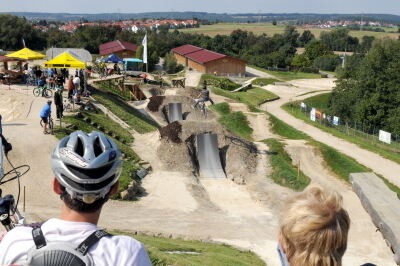 jump_juniors_cup_bikepark_2008_29 (jpg)