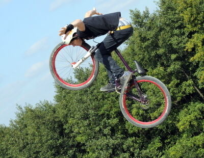 jump_juniors_cup_bikepark_2008_27 (jpg)