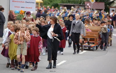 kolping_zwiefalten_100_jahre_umzug_5 (jpg)