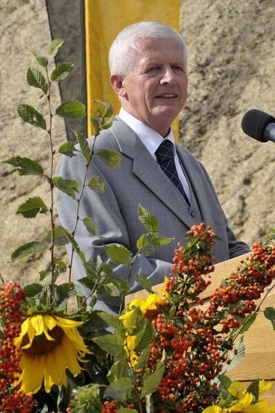 erms-0609-15b28-niethammer (jpg)